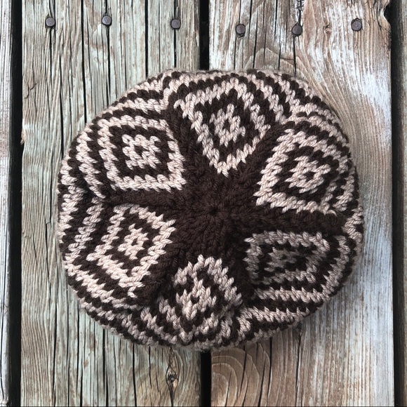 Starfish Beanie - Picture 4 of 5